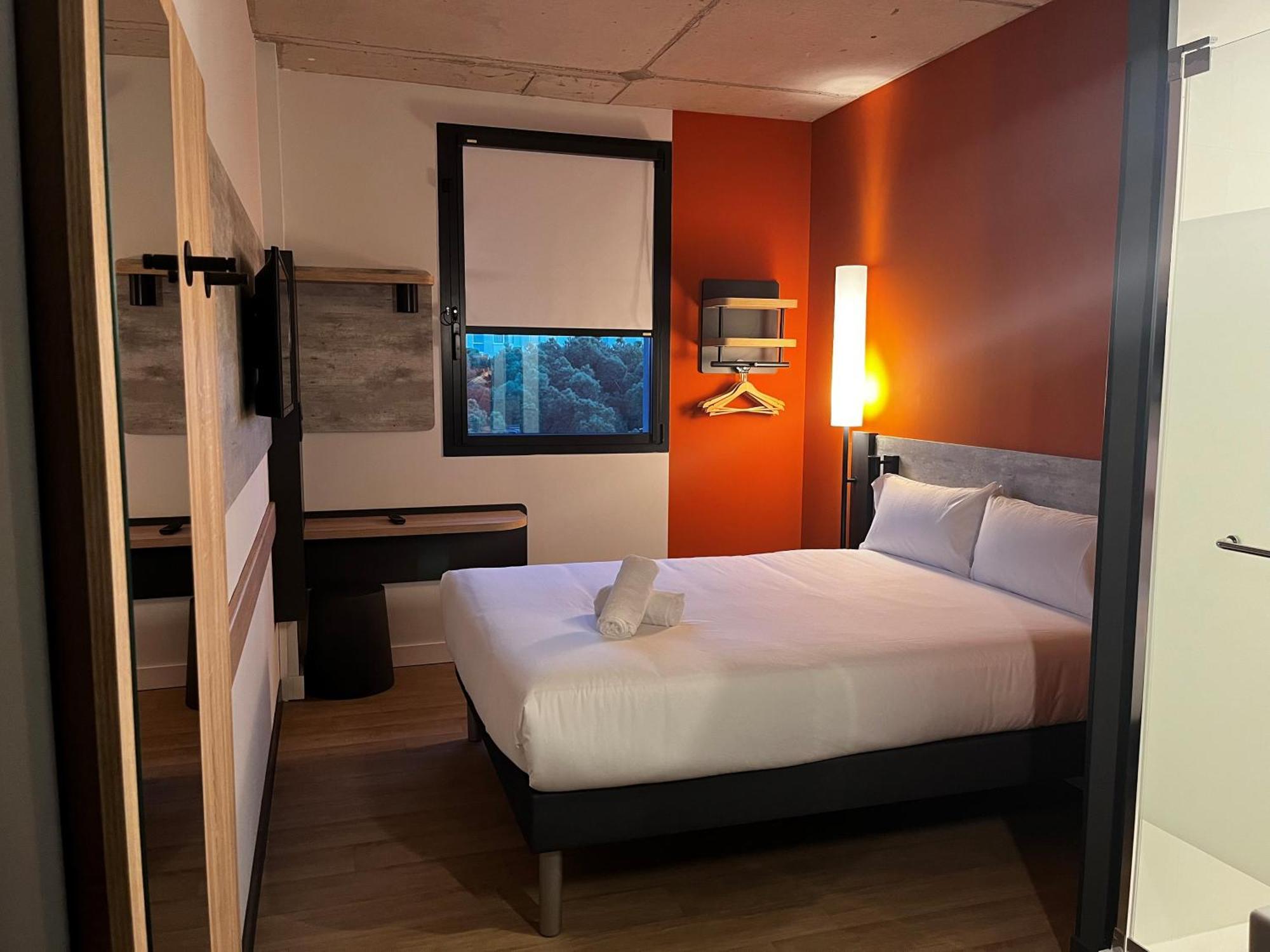 Ibis Budget Madrid Aeropuerto Extérieur photo